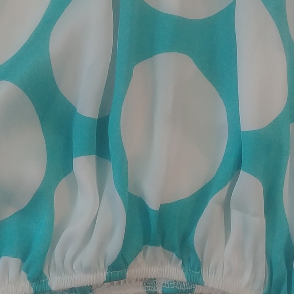 Urban Behaviour Top - Picture 3 of 4